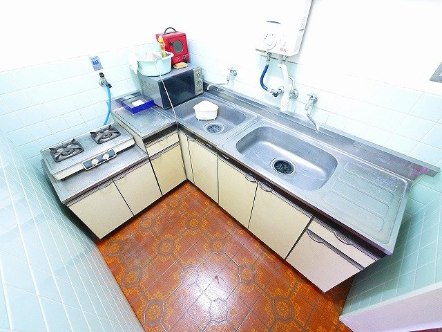 大和本社ビル別館のキッチン|使いやすいキッチンです