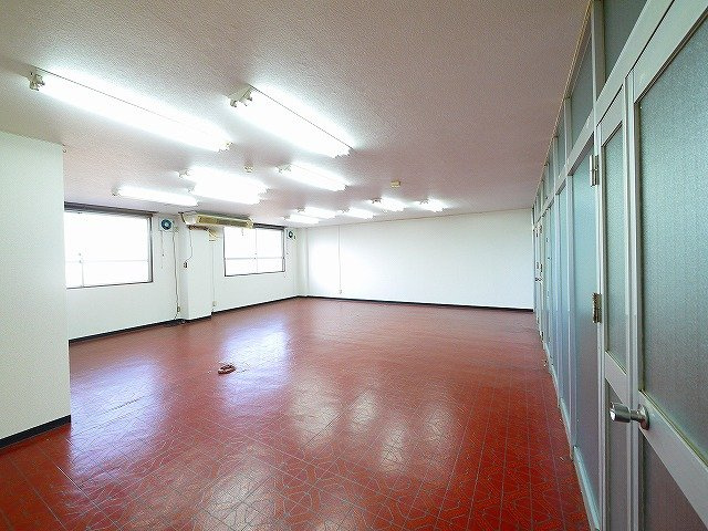 大和本社ビル別館の内装|中はこのようになっています