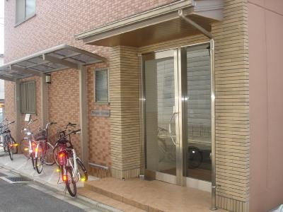 セゾンエテルノのエントランス