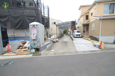 【前面道路含む現地写真】 | 海老名市大谷南3丁目　新築戸建て　全5棟　【仲介手数料無料】 | ※令和4年12月上旬に撮影