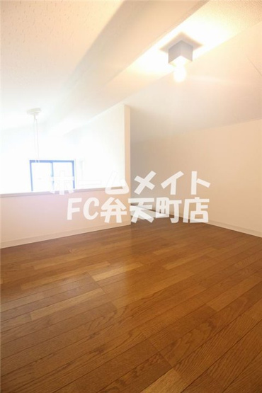 【洋室】 | UTレジデンス弁天町 | ロフトがあります