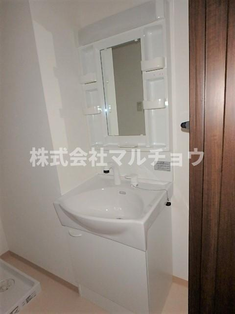 エルアシュールの独立洗面台|朝の身支度には欠かせない独立洗面化粧台