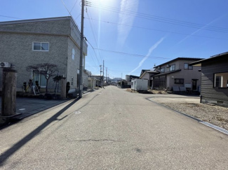 【前面道路含む現地写真】