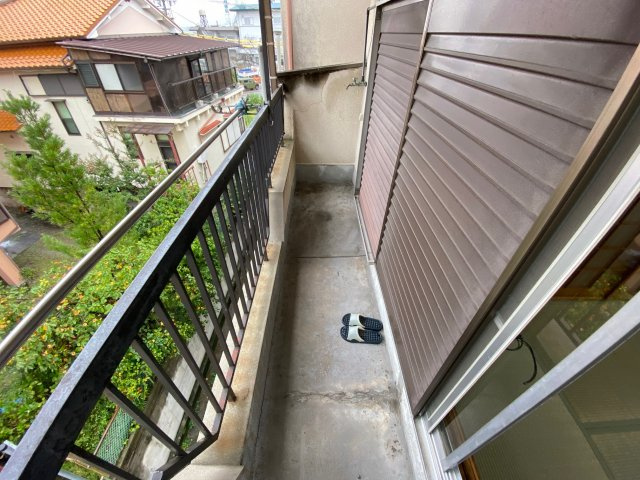 富田林町貸家のバルコニー