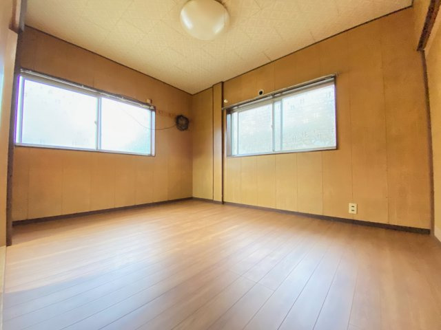 富田林町貸家の寝室