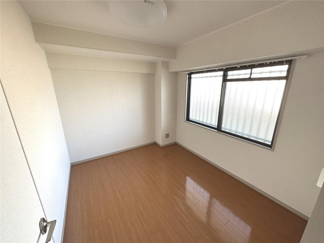 【洋室】 | シュロス鵜の森