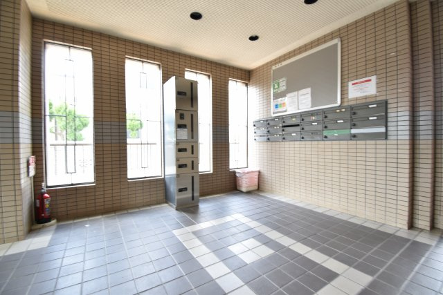 メゾンカルム岸和田のロビー