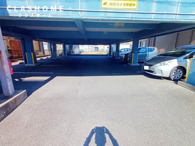 K'sハイツの駐車場