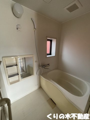 【浴室】 | ファーブル衣干 A棟 | お風呂です