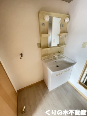 【洗面所】 | ファーブル衣干 A棟 | 洗面所です