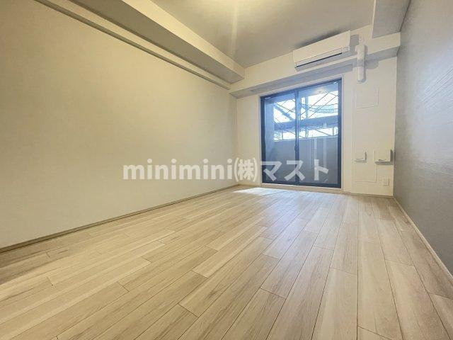 Splendide NAMBAIIIの居間・リビング