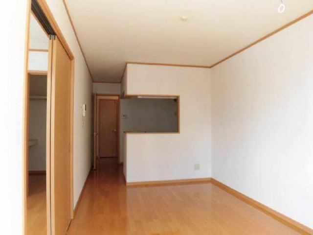 NEWメゾン仙北の居間・リビング