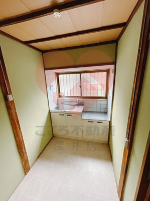 【居間・リビング】 | 八尾市北本町３丁目貸家