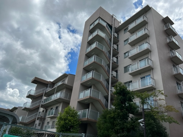 神戸ヒルズデイズＡ棟の外観