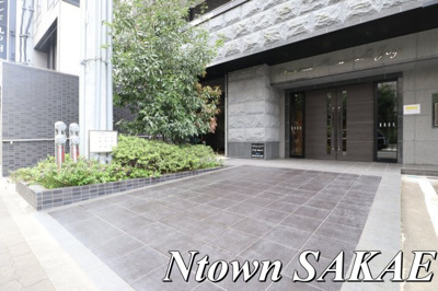 【エントランス】 | プレサンス丸の内城雅