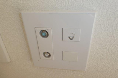 【設備】 | セレーノ | ＴＶジャック・電話モジュラー