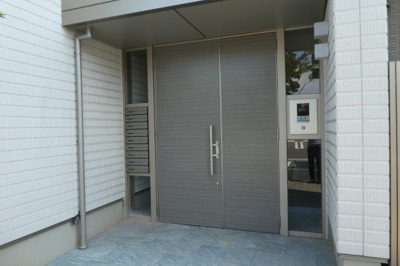 【エントランス】 | セレーノ | オートロック