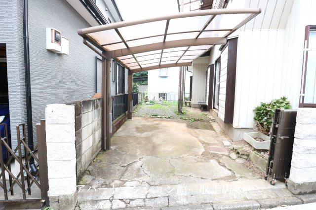 取手市寺田戸建ての駐車場