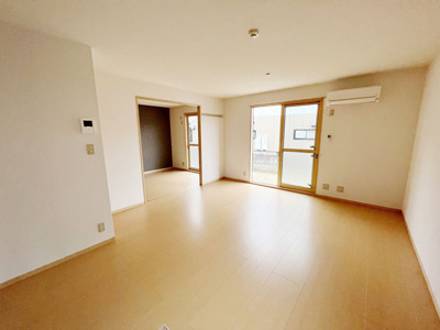 【居間・リビング】 | リビングタウン高岡Ⅱ