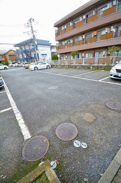 リバーコーストの駐車場