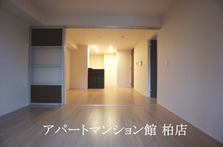 【洋室】 | エスポワール