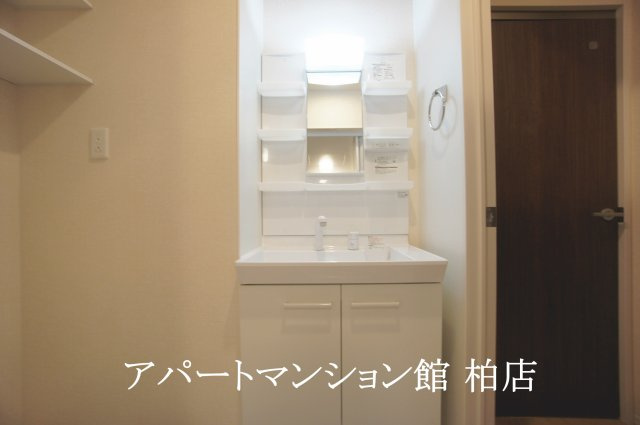 エスポワールの独立洗面台