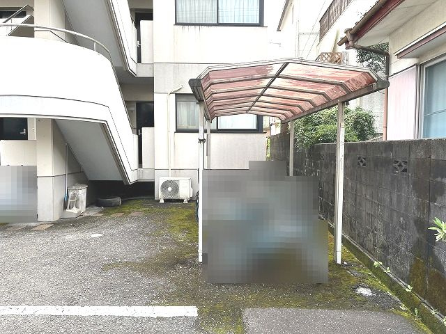 ジャストハイツの駐車場|駐輪場になります