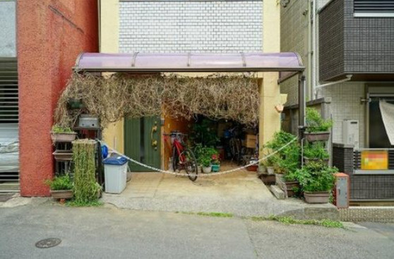 台東区上野桜木２丁目の売地の前面道路含む現地写真