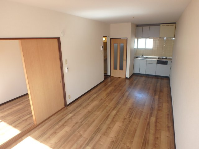 サニーコート中庄の居間・リビング|中庄　サニーコート中庄　1LDK　居間・リビング