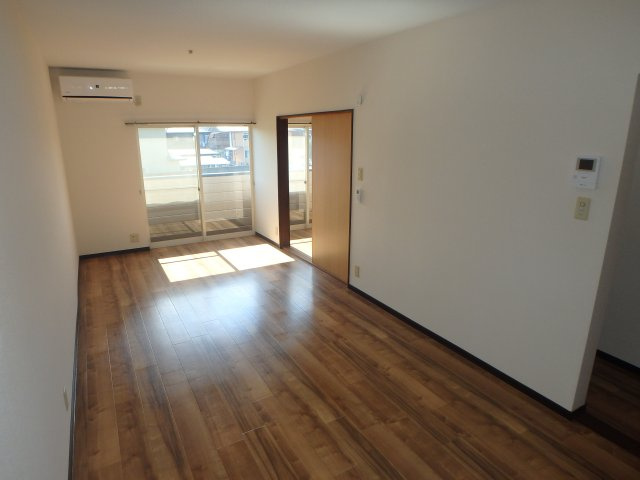 サニーコート中庄の居間・リビング|中庄　サニーコート中庄　1LDK　居間・リビング