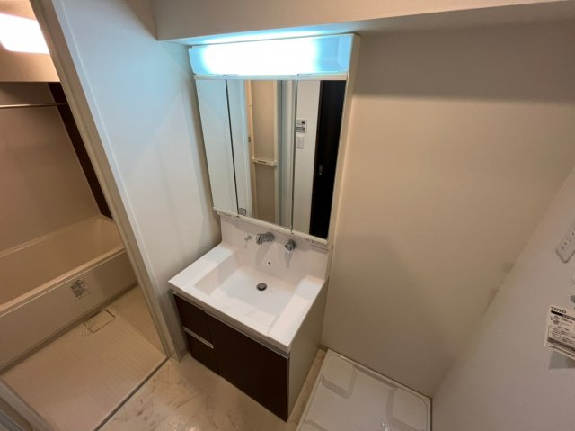 ドゥナーレ東別院|名古屋市の賃貸ならMy賃貸の洗面所|ドゥナーレ東別院
※反転タイプ