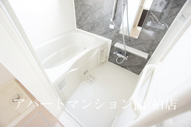 レジデンス　カサノⅣの浴室