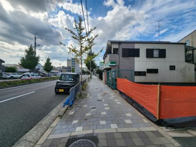 ルーセント二条の地図|前面道路