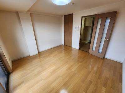 ルーセント二条の子供部屋|洋室