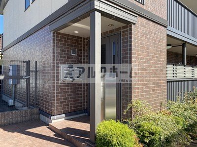 グレイスセゾンのエントランス