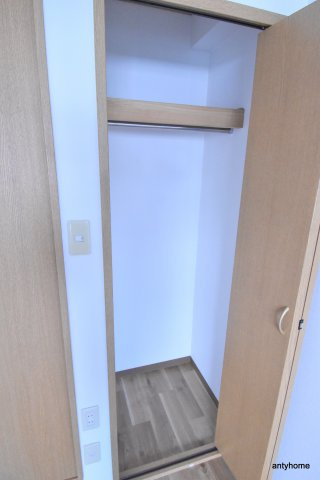 エルシャ南森町　仲介手数料無料の収納