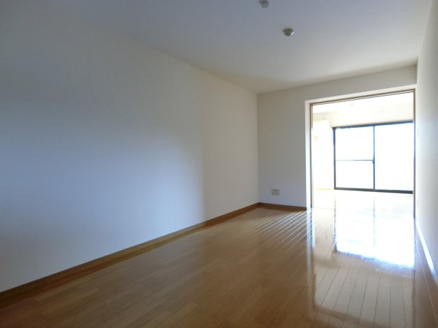 ピアコートBの居間・リビング