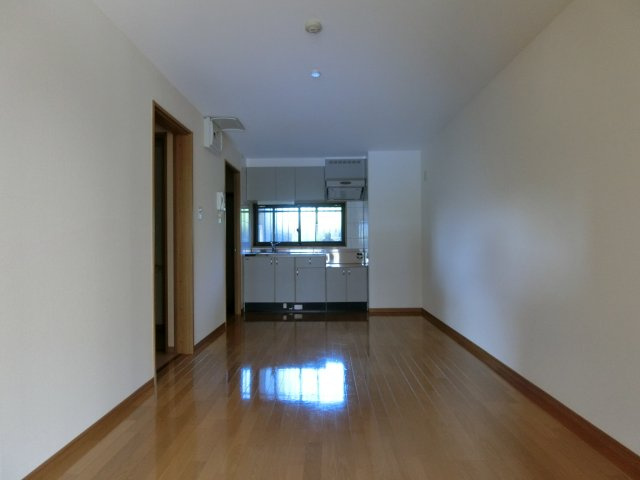 ピアコートBの居間・リビング