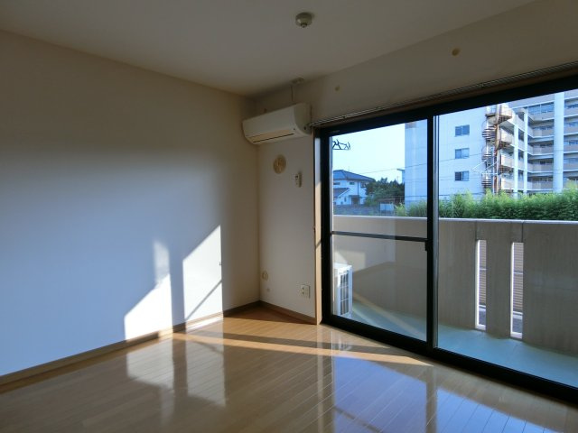 ピアコートBの洋室