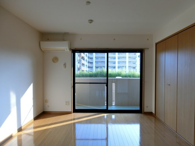 ピアコートBの洋室