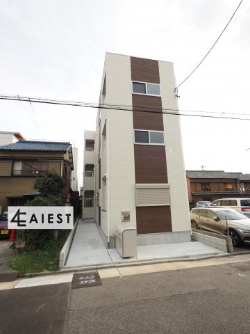 Harmony Terrace 本陣