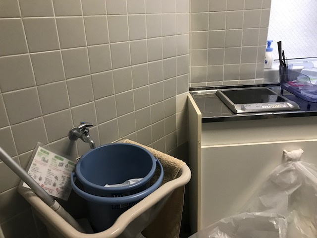 アカデミービル