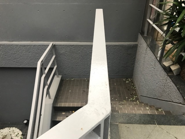 アカデミービル