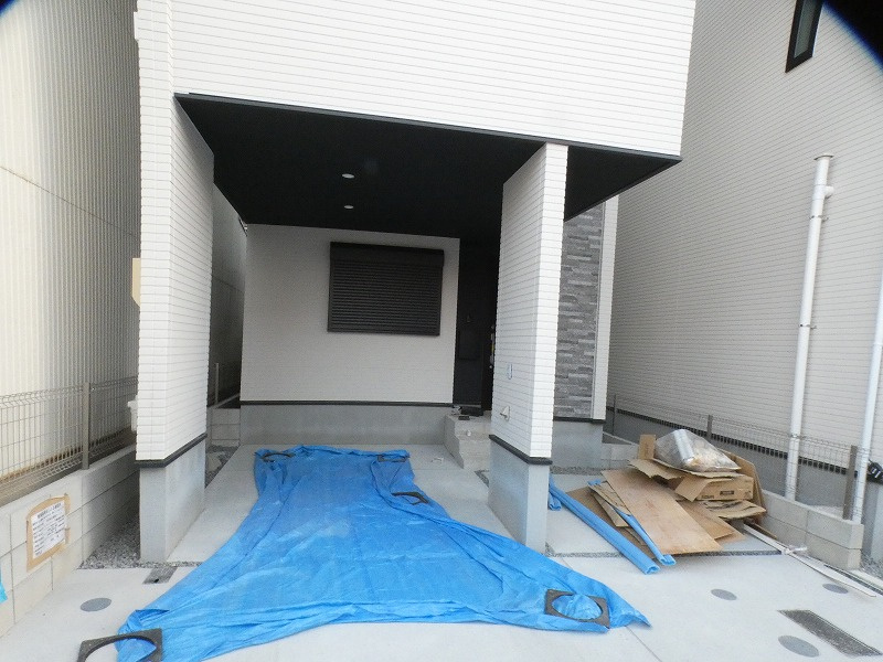 瑞穂区白砂町1期　新築戸建　2号棟の駐車場|ビルトインガレージ