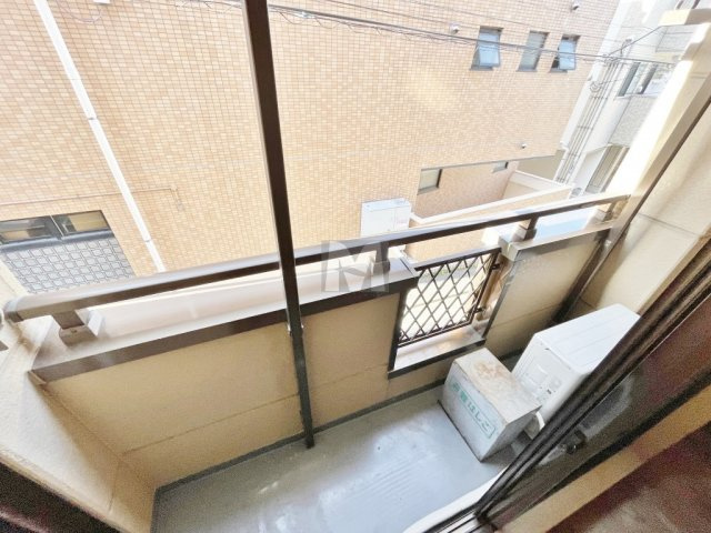 【バルコニー】 | ガーデンアイクリー