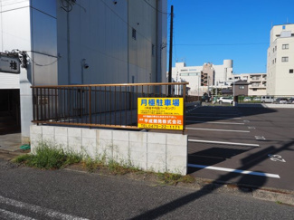 【駐車場】 | 店舗隣接の駐車場。月７０００円。空きあり。