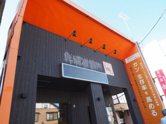 【外観】 | 大型の看板の取り付けも可能です。