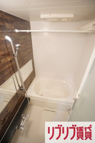 エスペランサ　エテルナの浴室