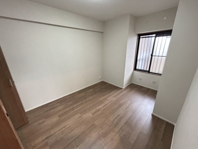 【洋室】 | ディアエスタ・ミオ甲子園一番町 | 個人の部屋や寝室として使える洋室です