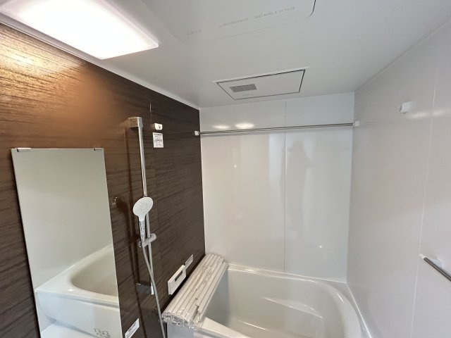 【浴室】 | ディアエスタ・ミオ甲子園一番町 | コンパクトで使いやすいお風呂です